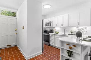807 S Charles Street S, Baltimore, MD 21230 - Photo 4
