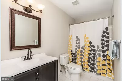 2702 Lighthouse Pt E #532, Baltimore, MD 21224 - Photo 22