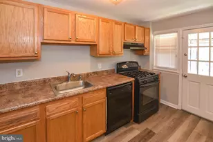 3803 Elmley Ave, Baltimore, MD 21213 - Photo 10