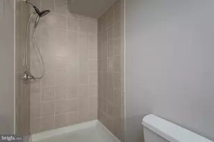 706 S Port St, Baltimore, MD 21224 - Photo 14
