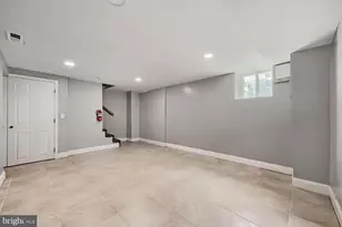 1014 Lyndhurst St, Baltimore, MD 21229 - Photo 14