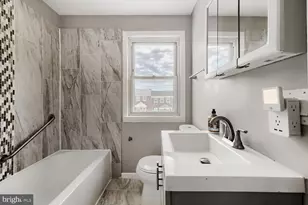 1014 Lyndhurst St, Baltimore, MD 21229 - Photo 22