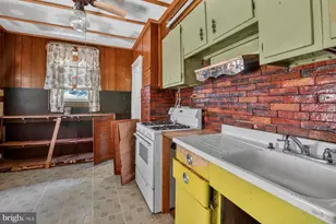 3400 Parkington Ave, Baltimore, MD 21215 - Photo 16