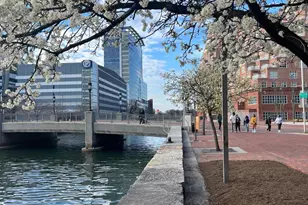 250 President St, Baltimore, MD 21202 - Photo 2