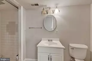 220 Patterson Park Ave, Baltimore, MD 21231 - Photo 20