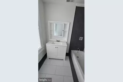 752 N Grantley Street, Baltimore, MD 21229 - Photo 12