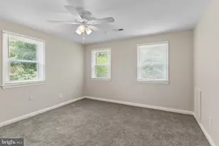 6023 Chinquapin Pkwy, Baltimore, MD 21239 - Photo 10