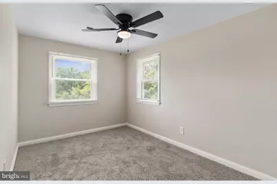 6023 Chinquapin Parkway, Baltimore, MD 21239 - Photo 14