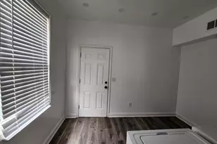 1530 Gorsuch Ave, Baltimore, MD 21218 - Photo 10