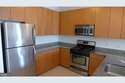 3201 Saint Paul Street #309, Baltimore, MD 21218 - Photo 2