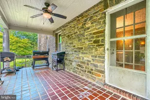 4606 Cedar Garden Rd, Baltimore, MD 21229 - Photo 8