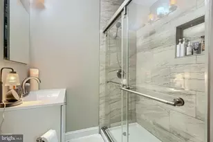 4606 Cedar Garden Rd, Baltimore, MD 21229 - Photo 32