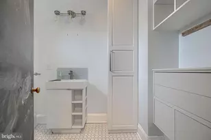 2210 Lake Ave, Baltimore, MD 21213 - Photo 24