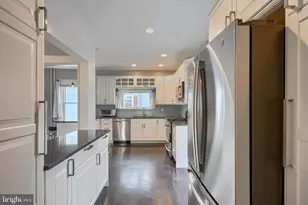 2210 Lake Ave, Baltimore, MD 21213 - Photo 12