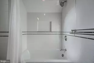2210 Lake Ave, Baltimore, MD 21213 - Photo 20