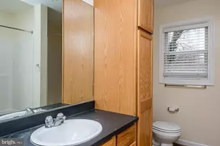 524 St Mary St, Baltimore, MD 21201 - Photo 16