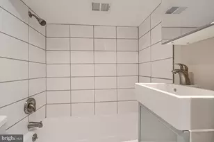 111 S Castle St, Baltimore, MD 21231 - Photo 24