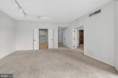 3801 Canterbury Road #403, Baltimore, MD 21218 - Photo 8