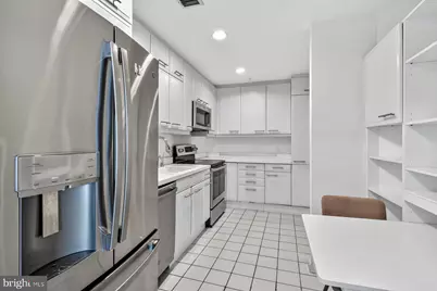 3801 Canterbury Road #403, Baltimore, MD 21218 - Photo 4