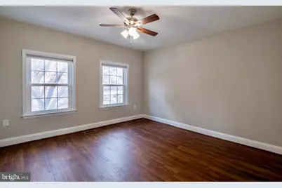 1805 E Lamley Street, Baltimore, MD 21231 - Photo 8