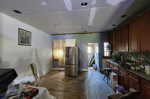2745 Baker St, Baltimore, MD 21216 - Photo 4
