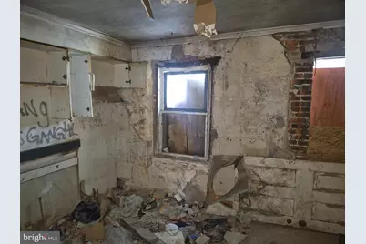 302 S Fulton Avenue, Baltimore, MD 21223 - Photo 8