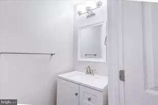 117 N Streeper St, Baltimore, MD 21224 - Photo 8