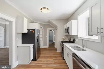 5812 Narcissus Avenue, Baltimore, MD 21215 - Photo 10