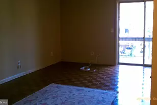 18 Cross Keys Rd, Baltimore, MD 21210 - Photo 2