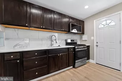 643 S Wickham Road S, Baltimore, MD 21229 - Photo 10