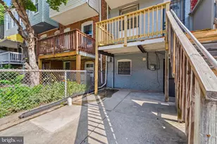 425 Ilchester Ave, Baltimore, MD 21218 - Photo 28