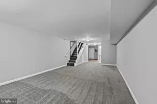 425 Ilchester Ave, Baltimore, MD 21218 - Photo 24