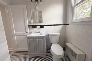 909 E Lake Ave, Baltimore, MD 21212 - Photo 14