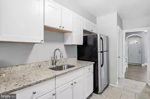 338 Martingale Ave, Baltimore, MD 21229 - Photo 12