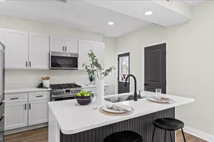 1824 E 32nd St, Baltimore, MD 21218 - Photo 12