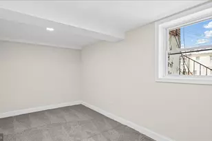 1824 E 32nd St, Baltimore, MD 21218 - Photo 32