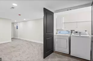 1824 E 32nd St, Baltimore, MD 21218 - Photo 28