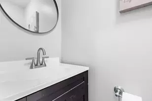 521 S Chapel St, Baltimore, MD 21231 - Photo 8