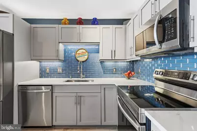 1200 Steuart Street #528, Baltimore, MD 21230 - Photo 8