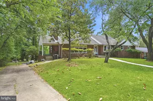 2703 Steele Rd, Baltimore, MD 21209 - Photo 2
