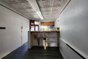 601 N Potomac St, Baltimore, MD 21205 - Photo 6