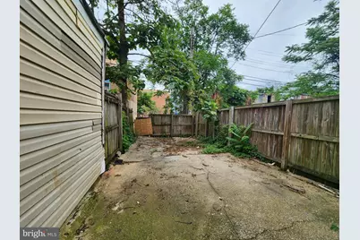 2138 Wilkens Avenue, Baltimore, MD 21223 - Photo 12