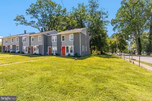 4711 Navarro Ave, Baltimore, MD 21215 - Photo 2