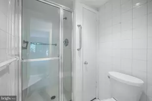 200 Cross Keys Rd, Baltimore, MD 21210 - Photo 20