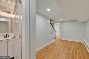 2512 Hollins St, Baltimore, MD 21223 - Photo 12
