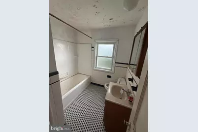 3496 Dolfield Avenue, Baltimore, MD 21215 - Photo 8