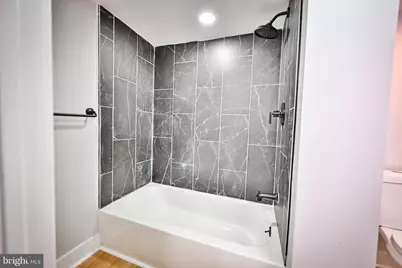 233 S Chapel Street, Baltimore, MD 21231 - Photo 14