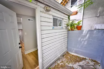 233 S Chapel Street, Baltimore, MD 21231 - Photo 10