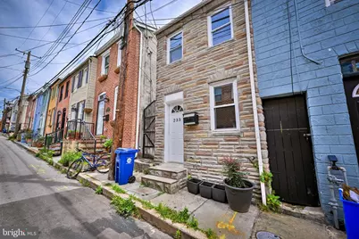 233 S Chapel Street, Baltimore, MD 21231 - Photo 2