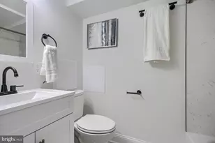 1905 Heathfield Rd, Baltimore, MD 21239 - Photo 32